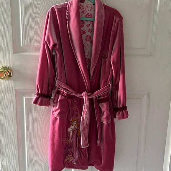 Disney Enchanted Robe - Picture 1 of 3